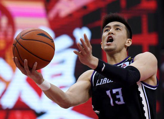 新疆男篮再度夺冠成功，奋勇直逼总冠军