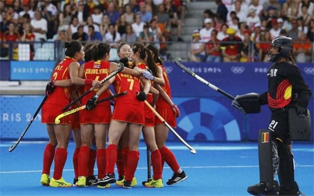 曲棍球决赛：荷兰选手逆袭夺冠