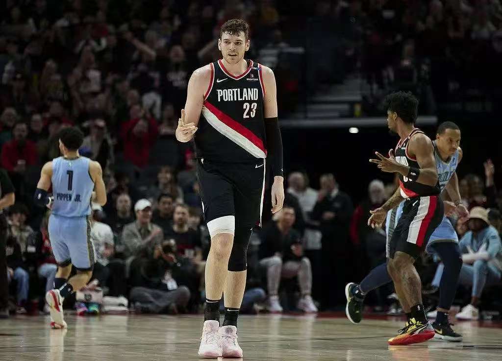 关于公牛队新秀球员渐入佳境，表现亮眼的信息